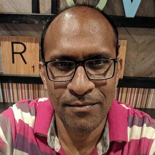 Ghurumuruhan Ganesan